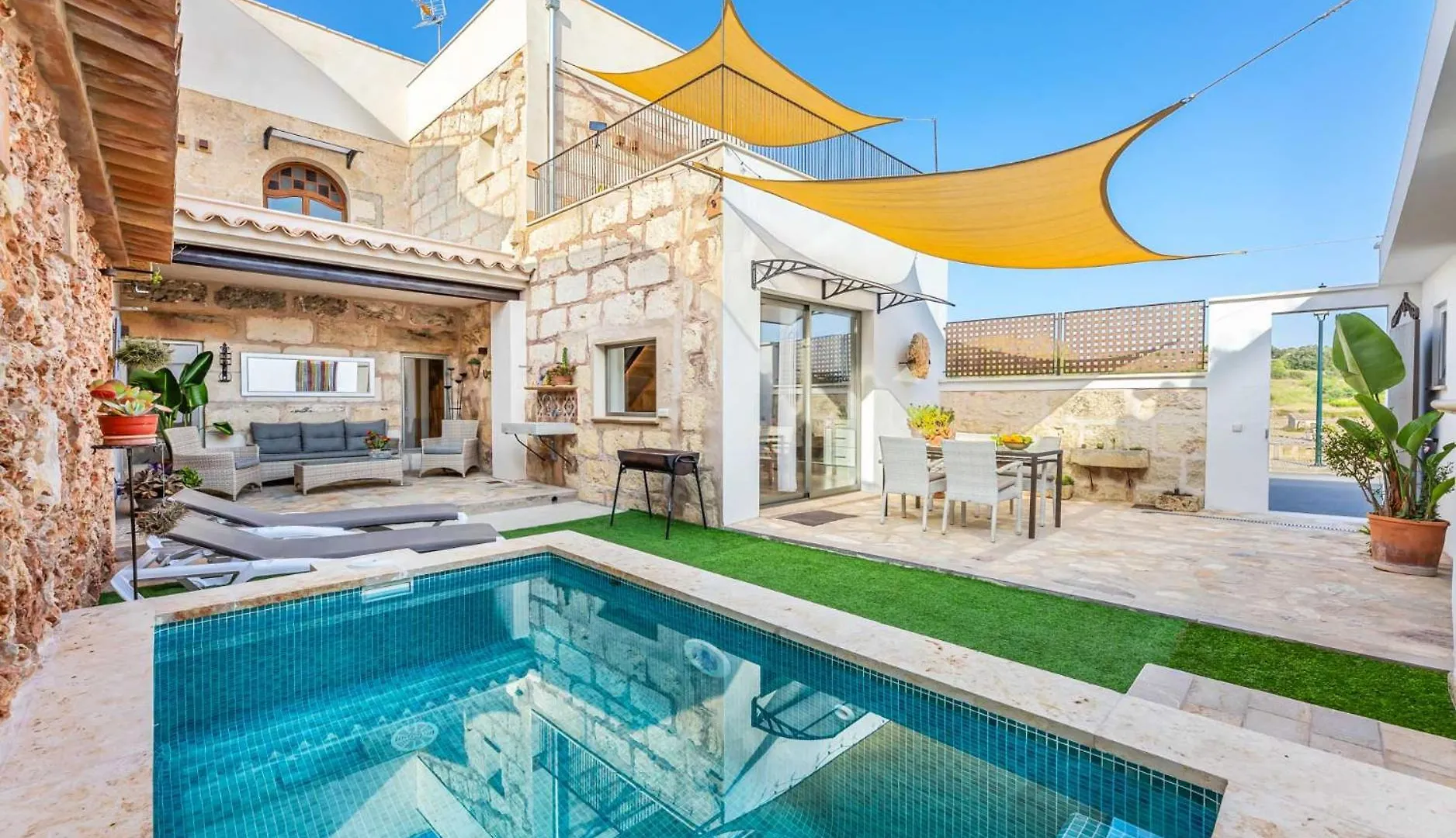 YupiHome Holiday Home S'Abellar Santa Margalida